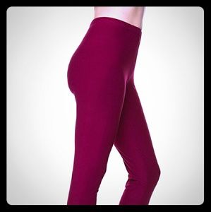 🌼NEW🌼 NWT PLUS New Mix solid leggings